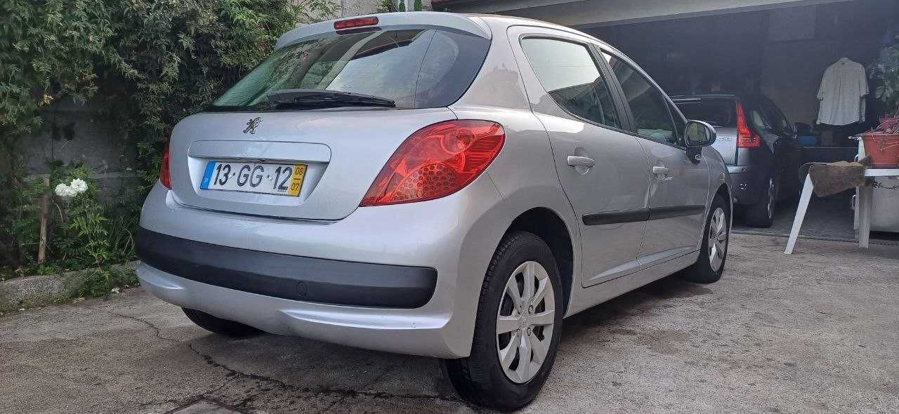 Peugeot 207 1.4 Trendy