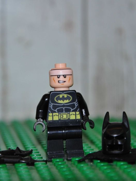 F1721. Nowa Figurka LEGO Super Heroes - sh0513 Batman - Juniors Cape