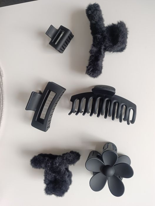 Zestaw 6 czarnych matowych spinek do włosów