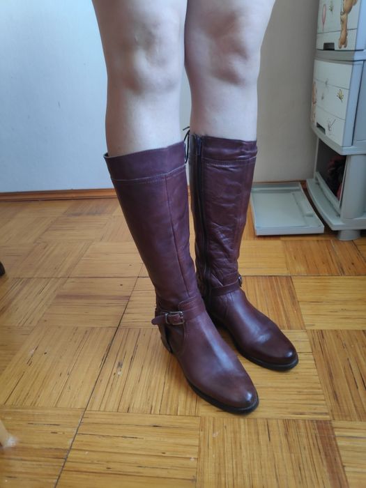 Чоботи осінні шкіряні 37-38 р.