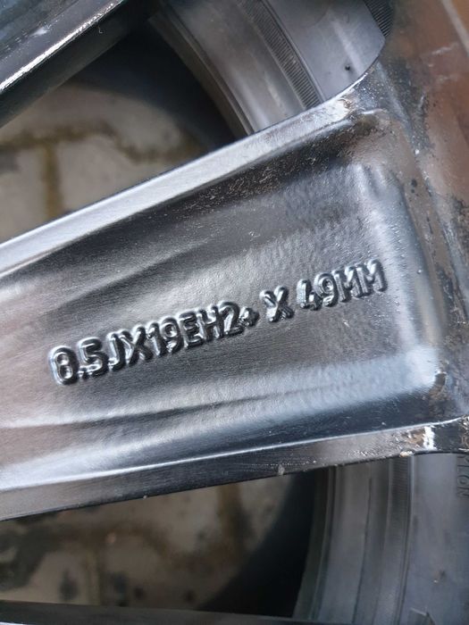Felgi aluminiowe Jaguar 19" 5x108 8,5j et49 Ford Volvo Citroen itp.