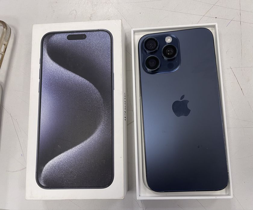 Продам телефон iPhone 15 Pro Max 256Gb 88% esim стан гарний