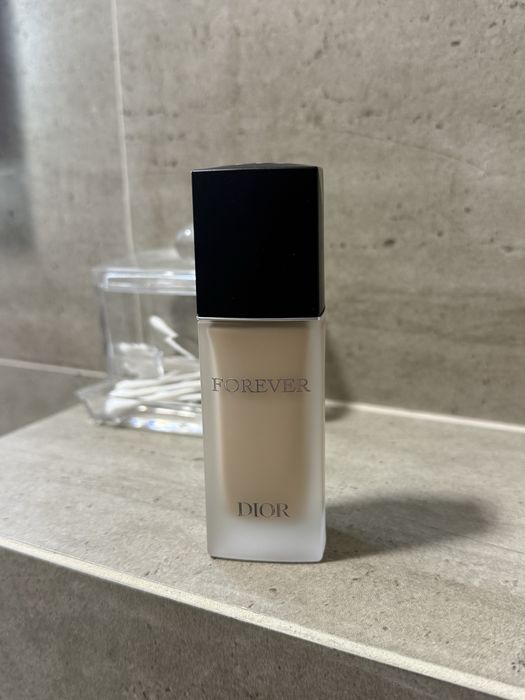 Тональный Dior forever