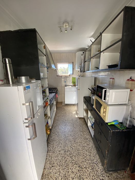 Vivenda T2 + T2 sem licença