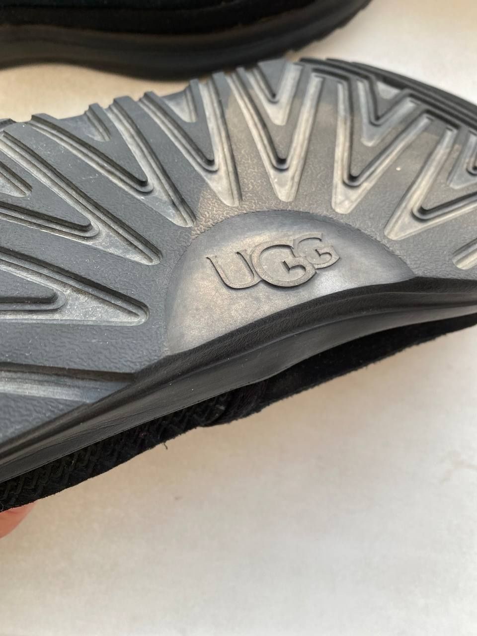 Цена топ Мокасини ugg туфли 43р натуральна замша