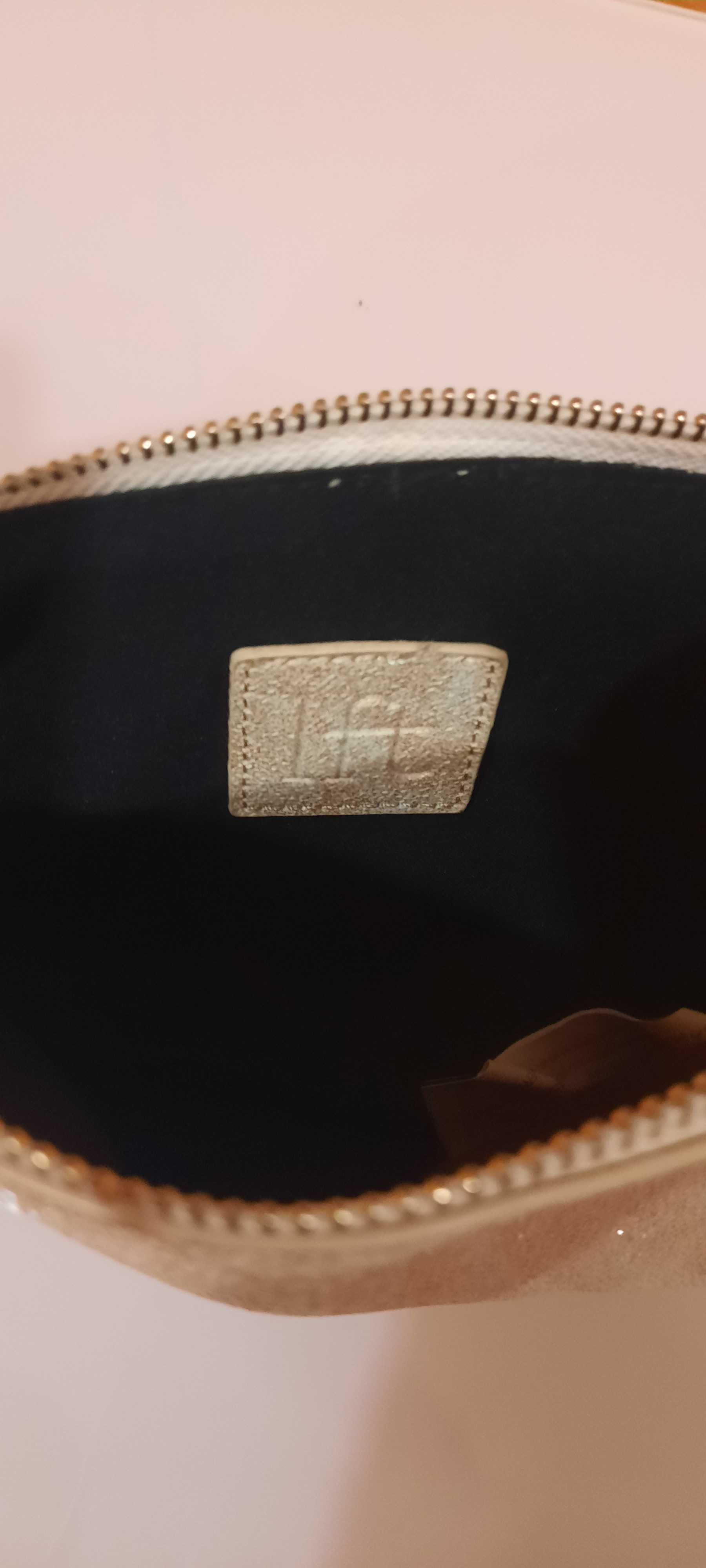 Bolsa / necessaire dourada