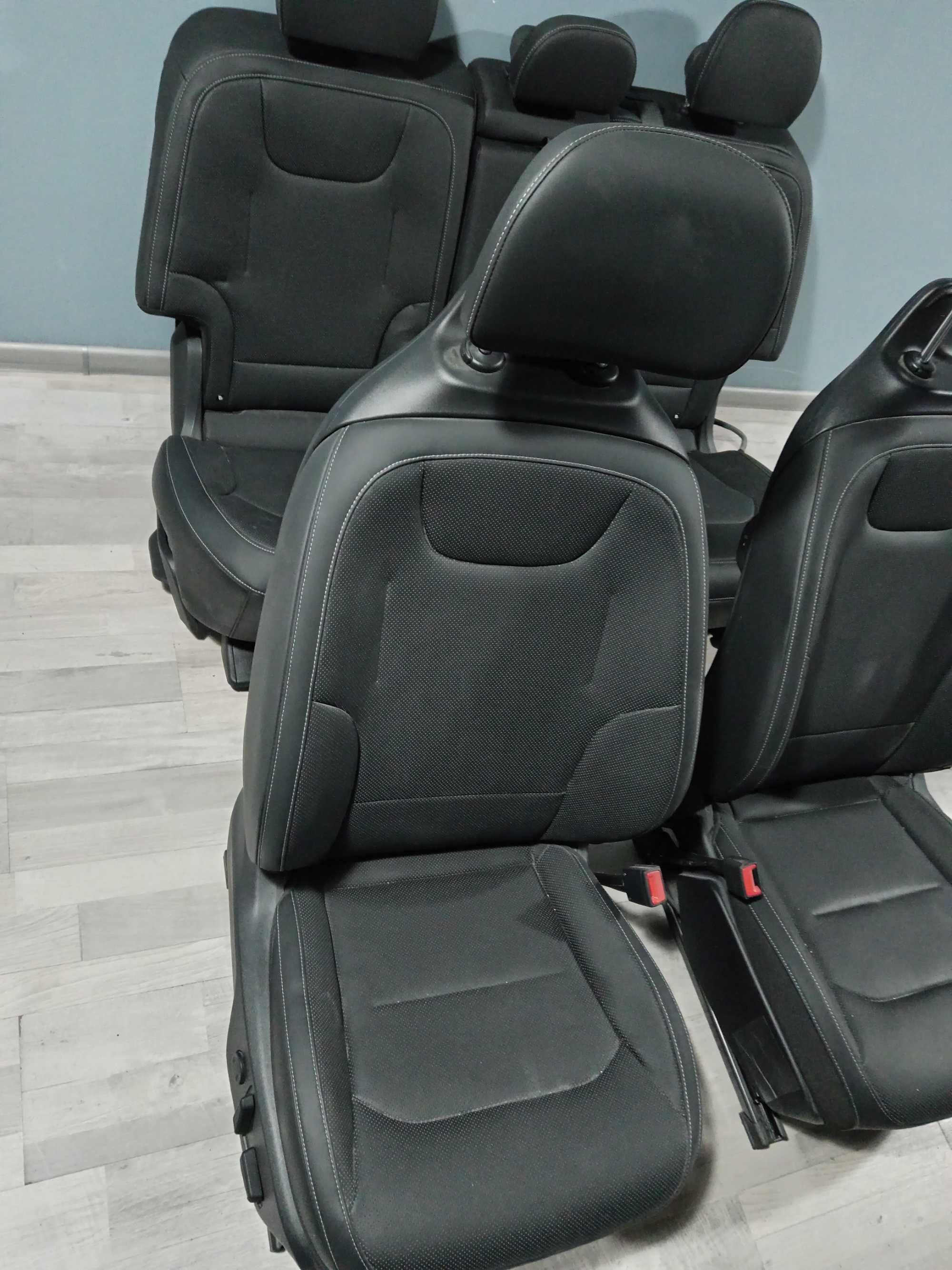 Kia EV6 Седушки,кресла, сиденья передние,сиденья задние,диван Киа ЕВ 6