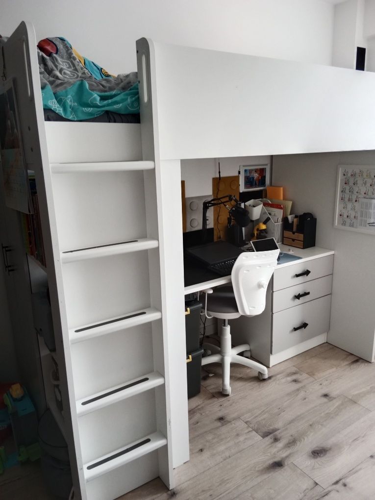 Ikea Smastad łóżko z biurkiem, szufladami i szafą