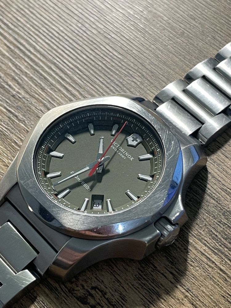 Victorinox I.N.O.X.