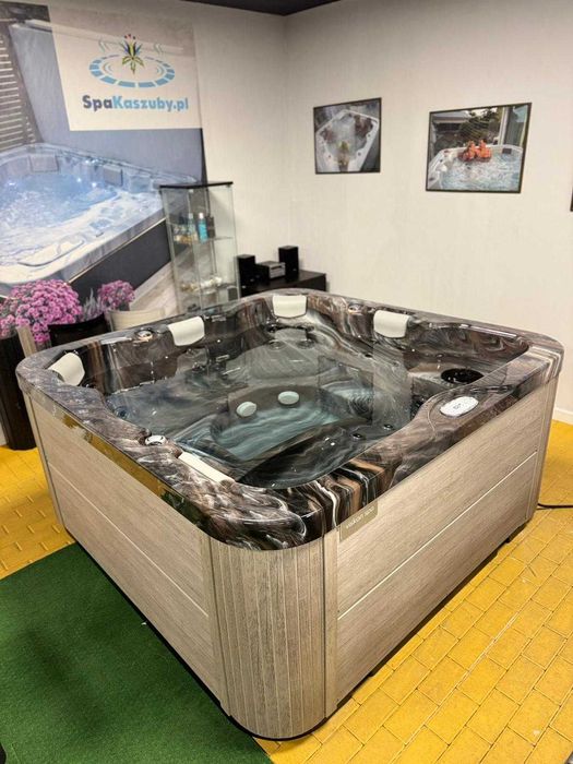 Wanna Jacuzzi Viskan TROLLO – Luksusowy hydromasaż dla 6 osób, 26 dysz