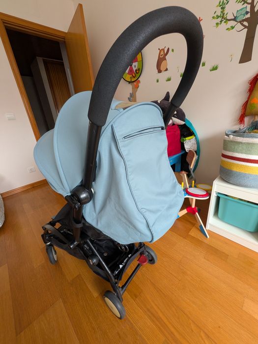 Carrinho Babyzen Yoyo2 c/ acessórios