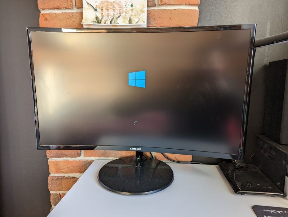 Monitor Samsung Curved 27