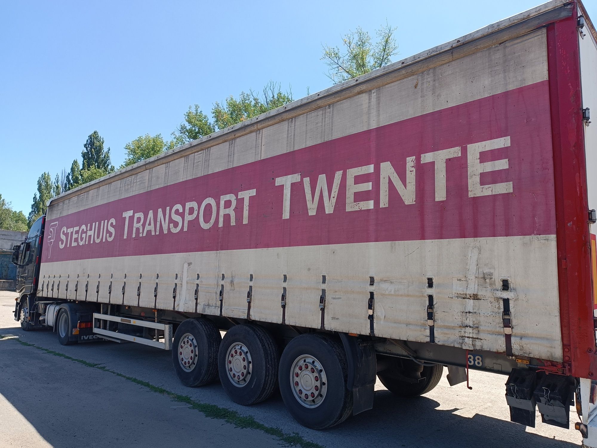 Продам полуприцеп - штора(тент) Pacton SAF intrax