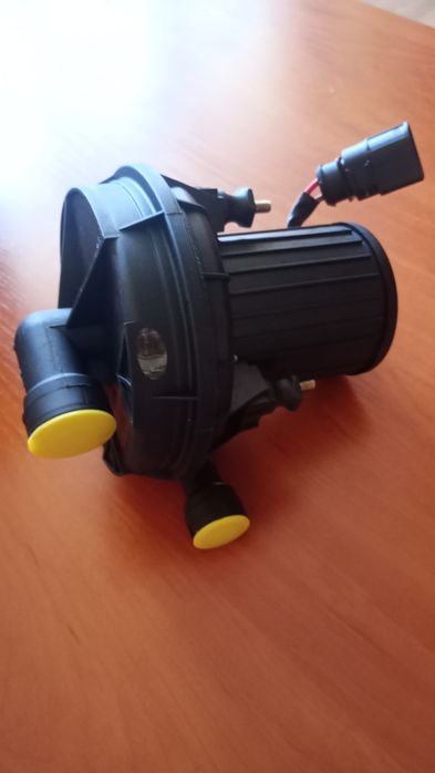 Pompa powietrza wtórnego Audi A3 A4 A6