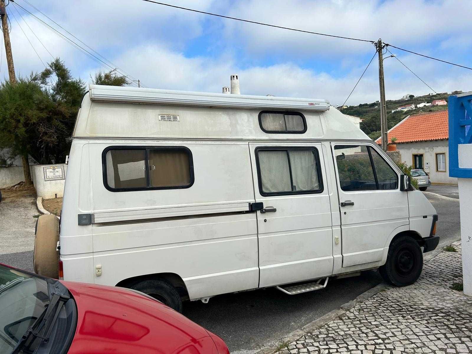 Campervan, autocaravana Renault