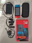 Nintendo Switch v2 + etui + karta 128GB
