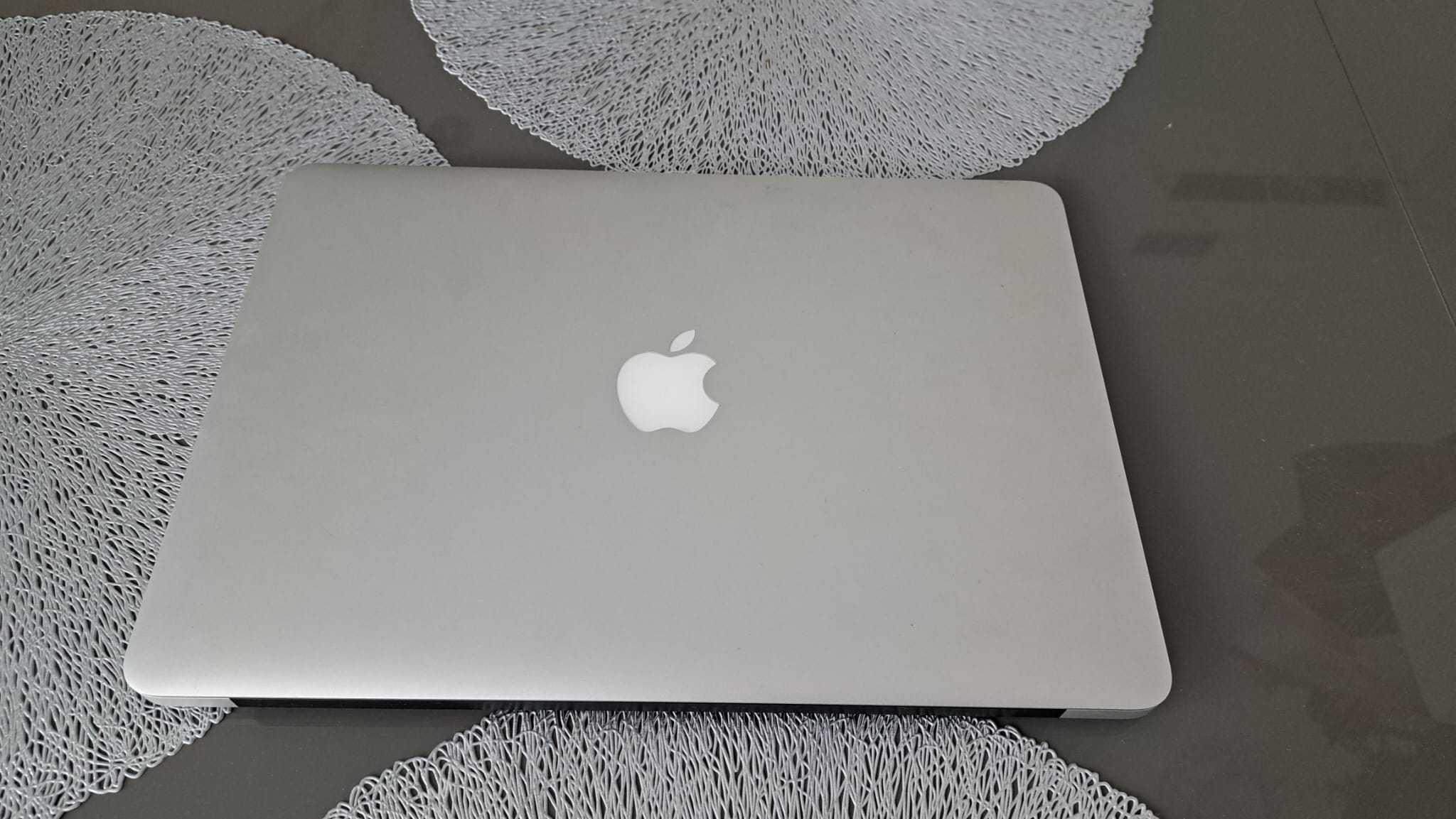 Laptop Macbook Air A1466 EMC 2632 super stan!