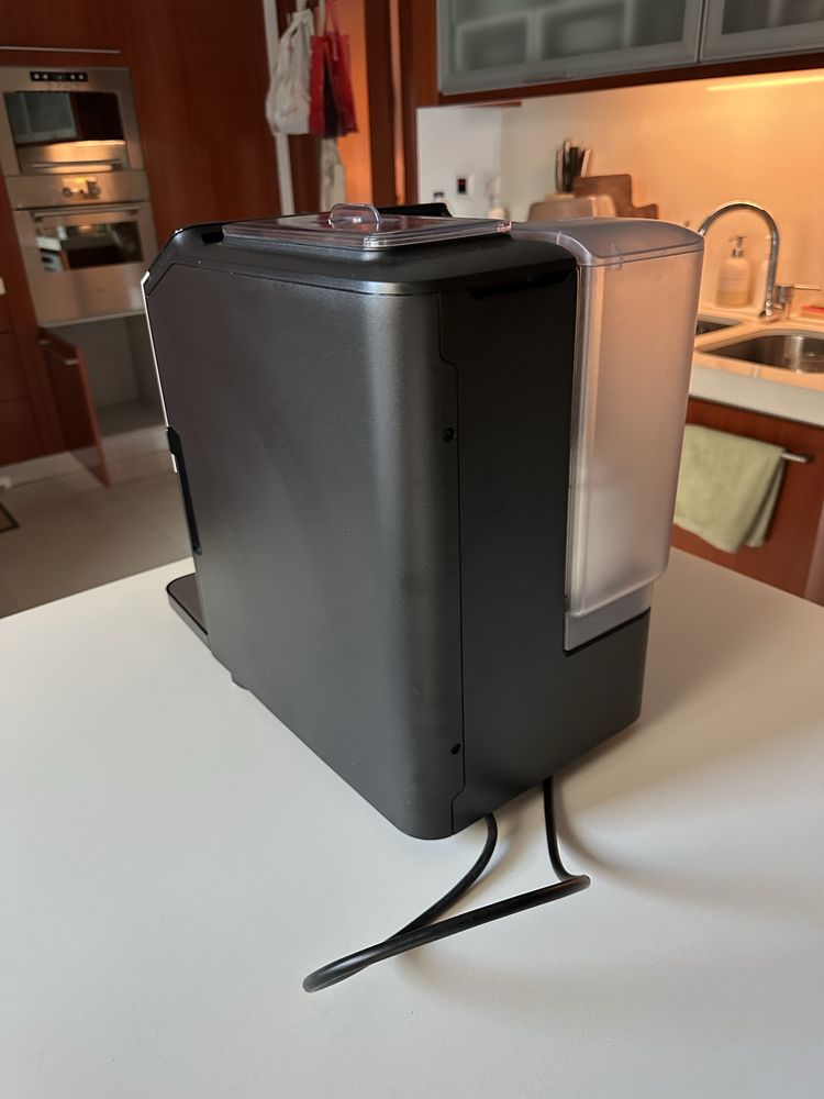 Maquina de café automatica Siemens EQ.300