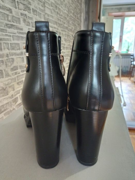 Ботинки женские" T.Taccardi", р.40, натуральная кожа