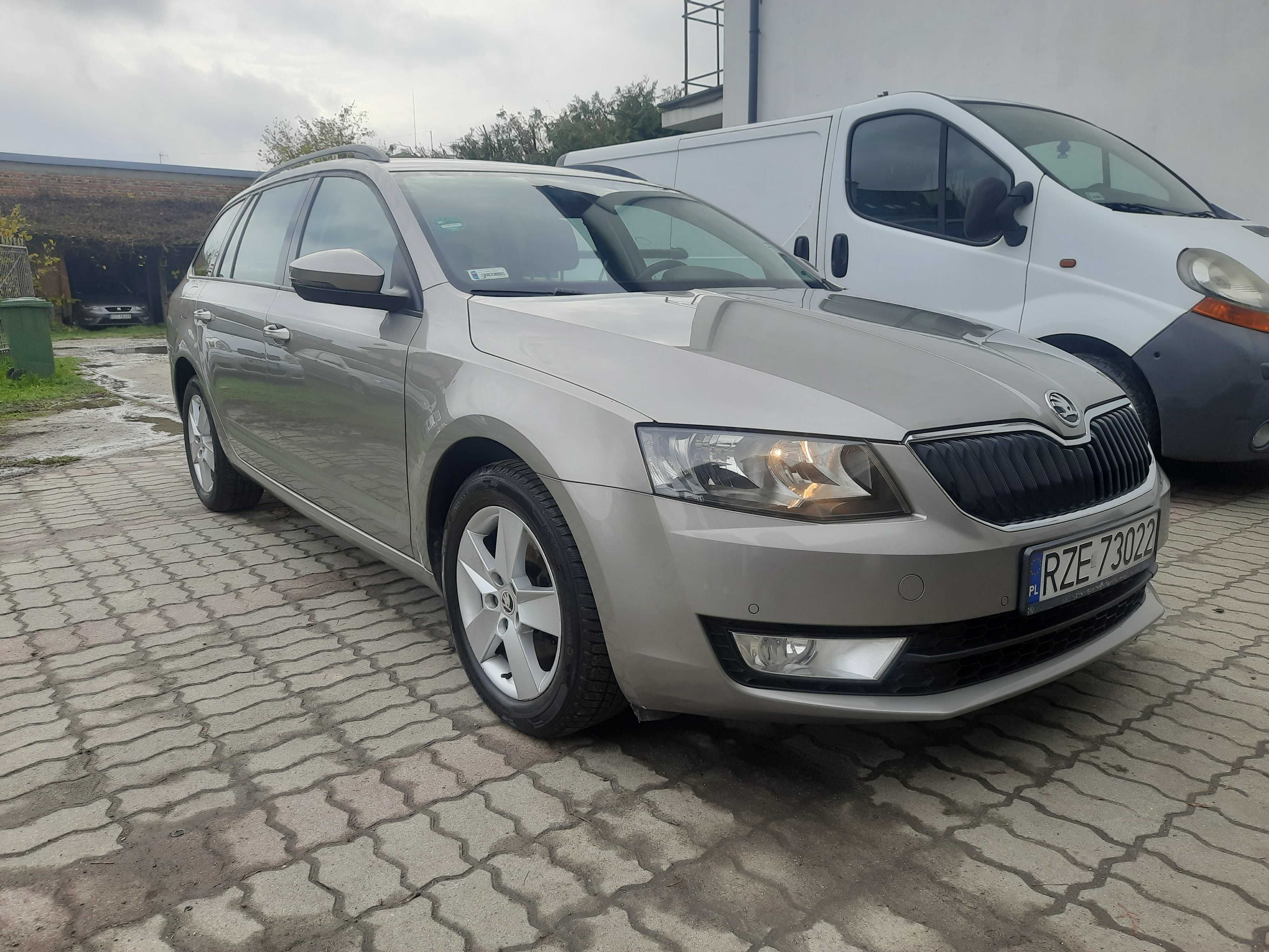 Sprzedam Skodę Octavię 2.0 TDI bezwypadkowa Polski salon