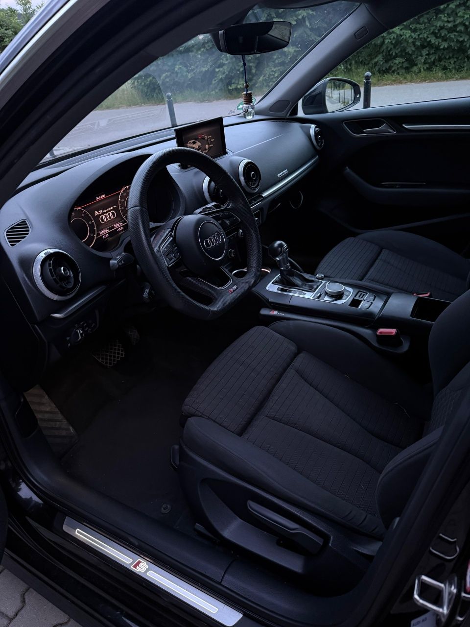 Audi A3 2.0 TDI Quattro !  S line ! RS3 ! Virtual ! Webasto !