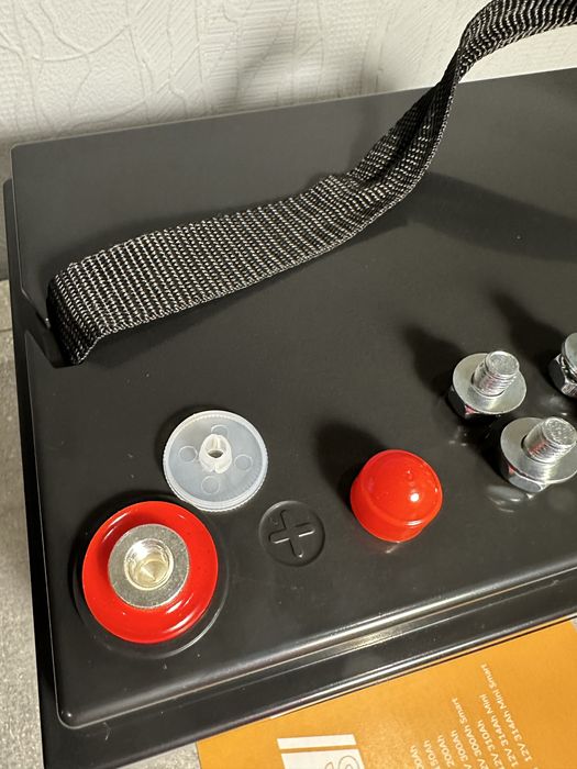 LiFePO4 Акумулятор Humsiemk на 12V100Ah - перевірений особисто