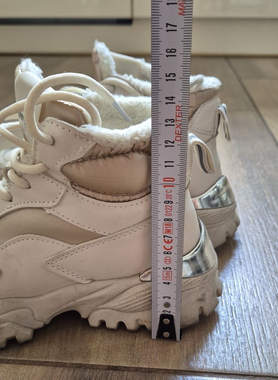 Buty zimowe ocieplane dla dziewczynki DeeZee r. 33. Stan idealny