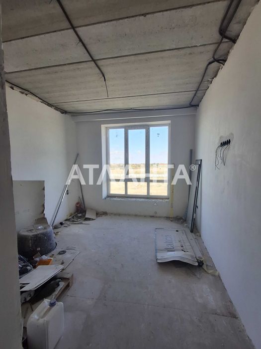 2 комн квартира с частичным  ремонтом в современном ЖК, гос. программы