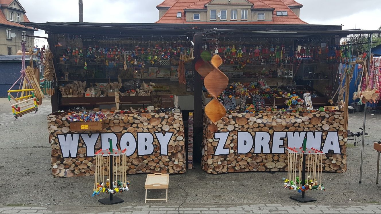 UWAGA przyczepa handlowa gastronomiczna duża