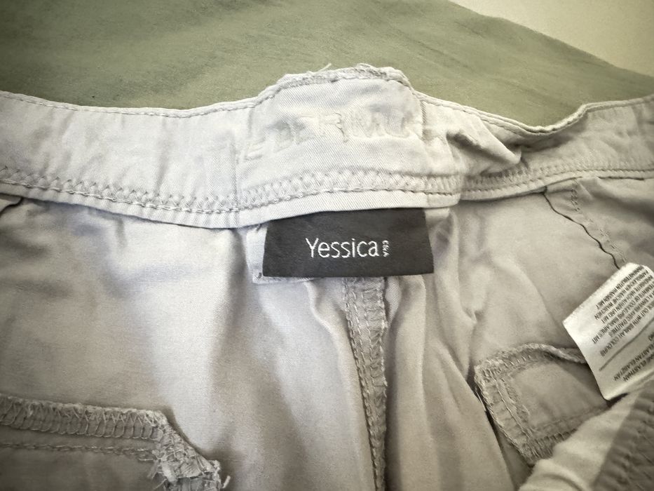 Calções cinza claro número 48 Yessica
