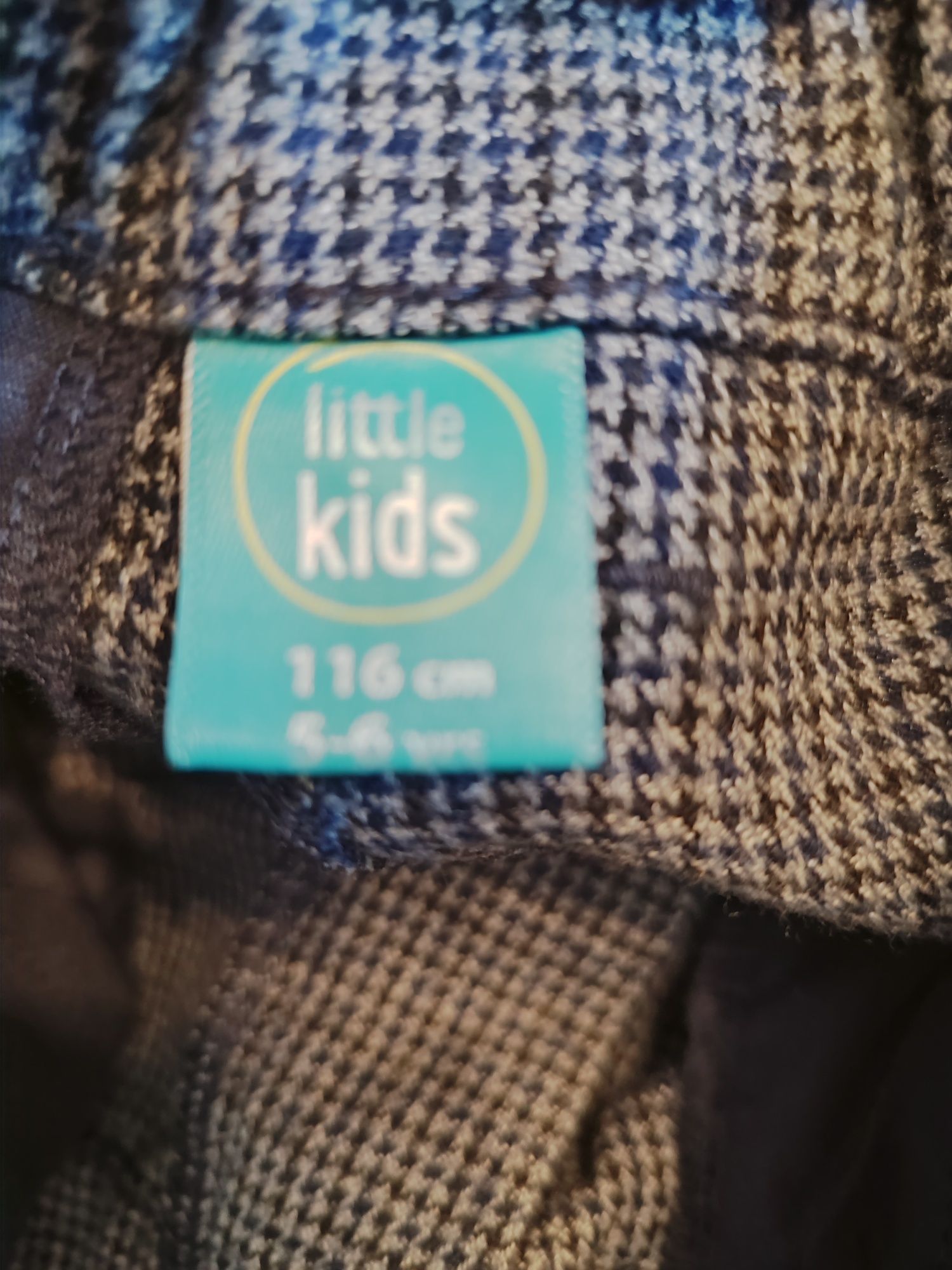 Spodnie dziecięce rozm. 116 Jak nowe
