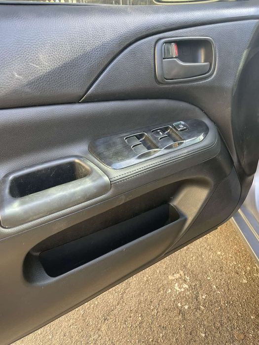 Комплект для перетяжки дверних карт Лансер 9