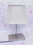 Elegancka Lampa Stołowa z Kremowym Abażurem