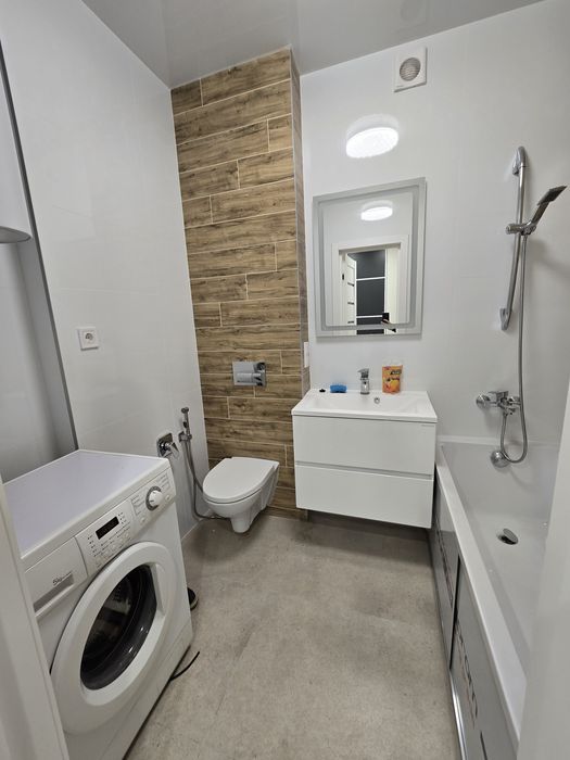 Сдам 1 комнатную ЖК Птичка