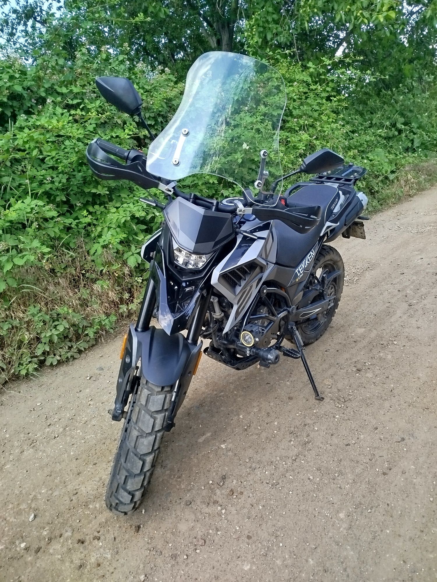 Продам мотоцикл Теккен 250 .