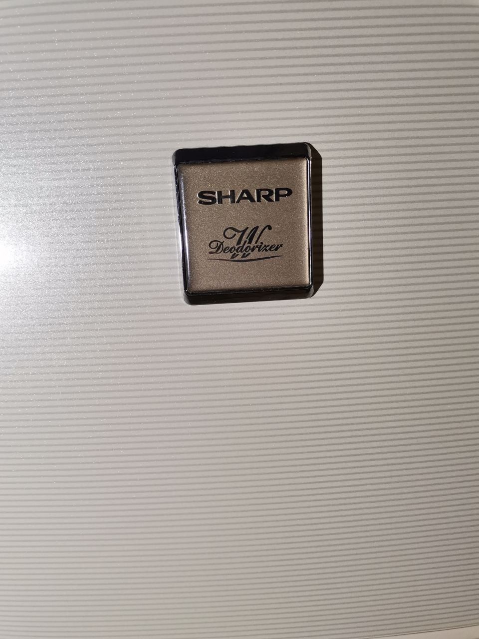 Продам холодильник SHARP