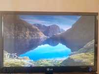 Monitor LCD LG przekątna ekranu 58 cm