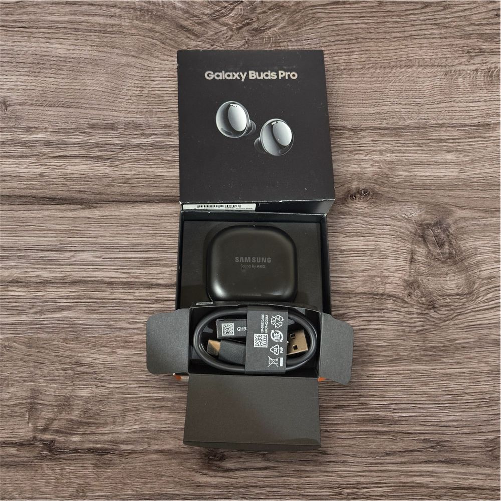 Galaxy Buds Pro como novos