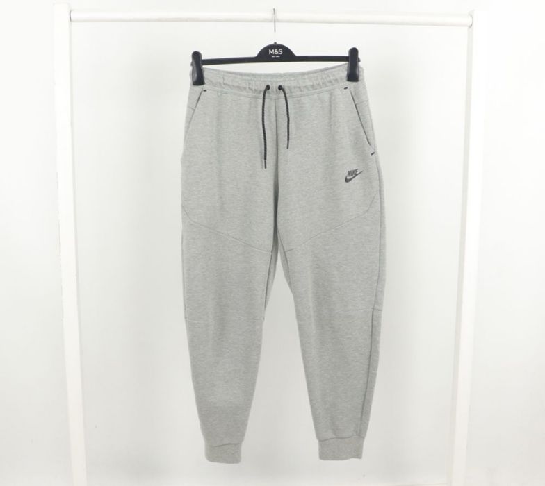 Nike tech fleece штани