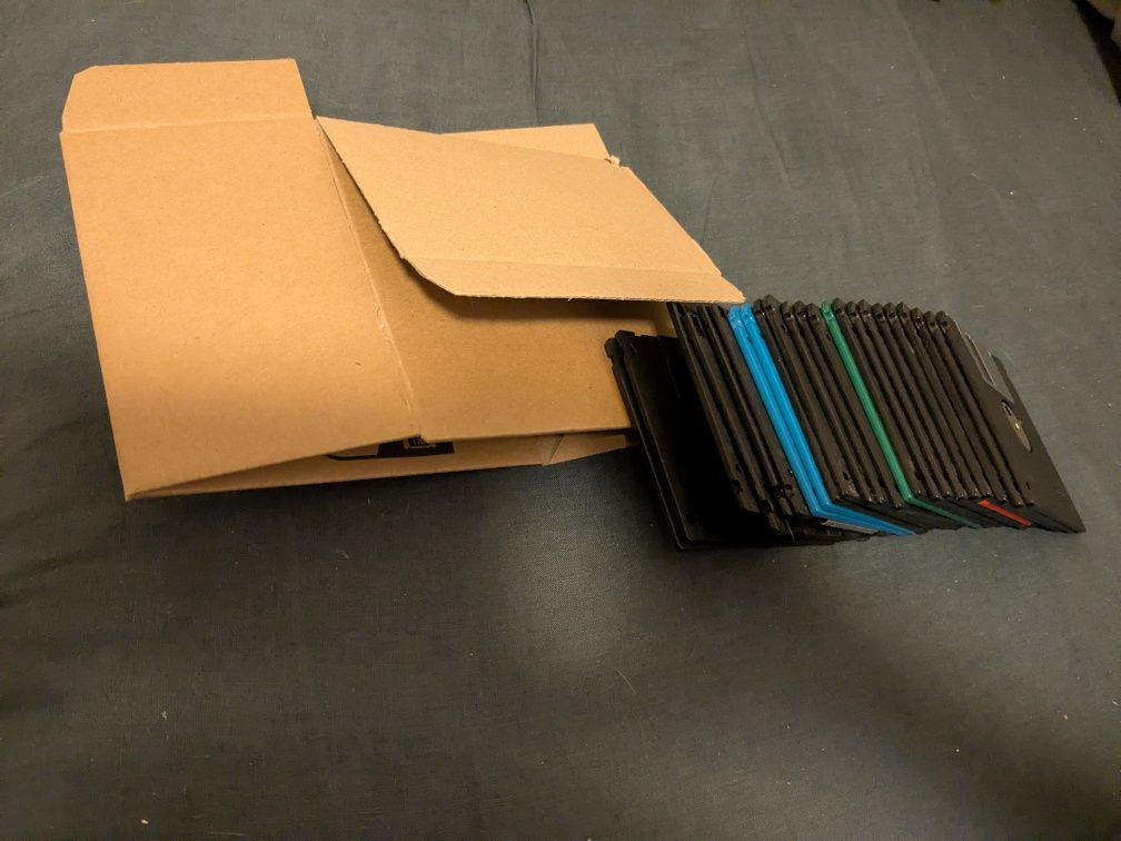 Floppy disk dyskietki x12 2HD 3,5"