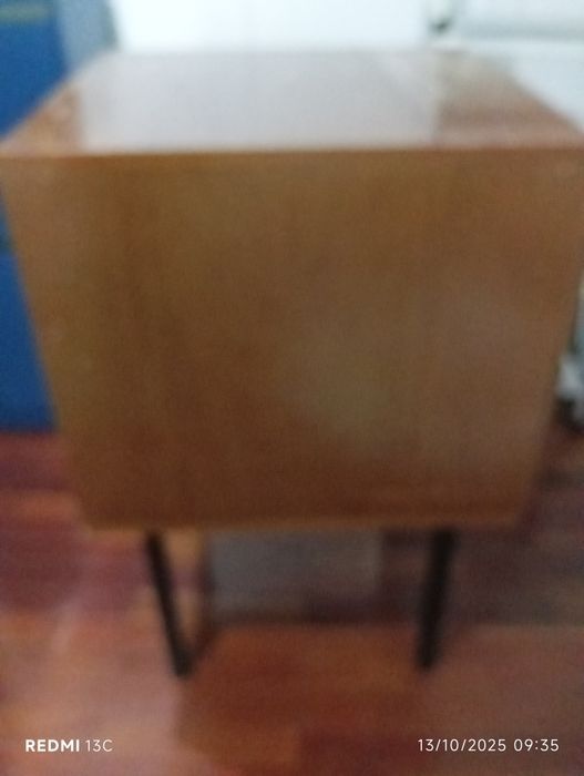 Cómoda 2 gavetas