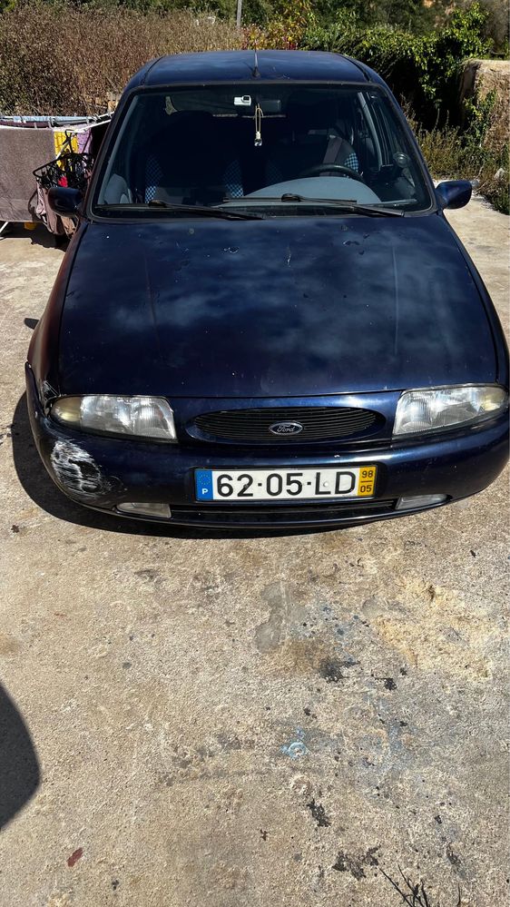 Ford fiesta 1998.
