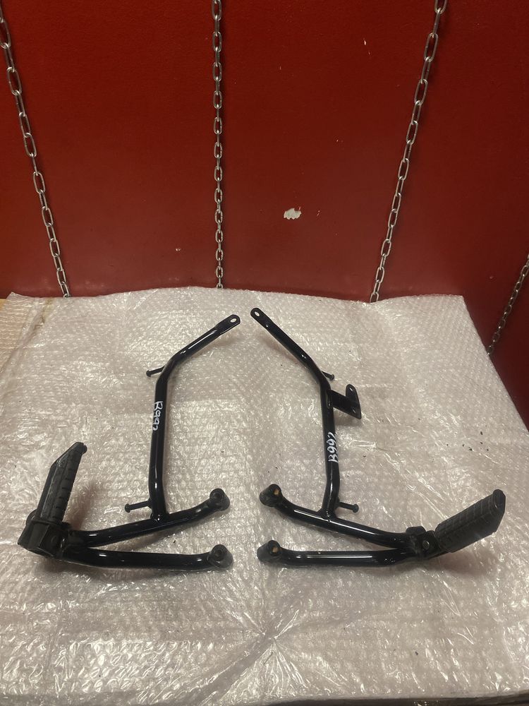 Honda CBR 600 F sety podnóżki tył B992