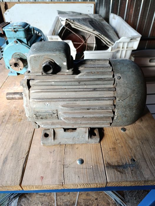 Sprzedam silnik elektryczny