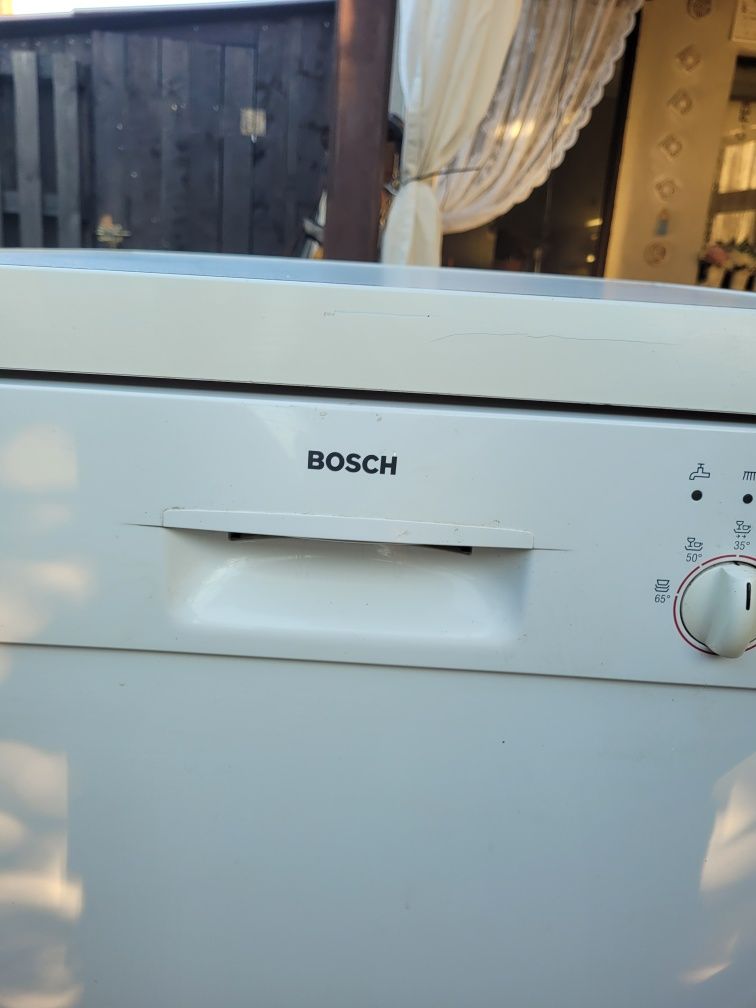 Sprzedam sprawną zmywarkę  wolnostojącą Bosch