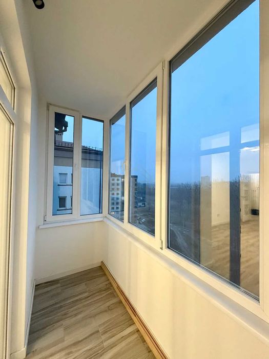 Продаж 1-кімнатної квартири з краєвидом на річку