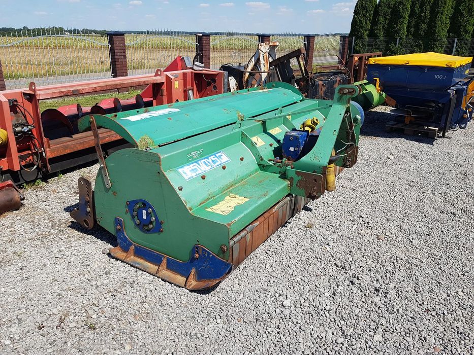 Mulczer DESVOYS BH DR4 280 po kukurydzy i nieużytków  Mulczer do nieużytków, łąk i po kukurydzy !!!