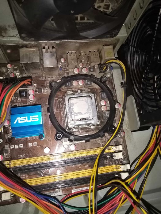 Материнская плата Аsus p5q se б.у.
