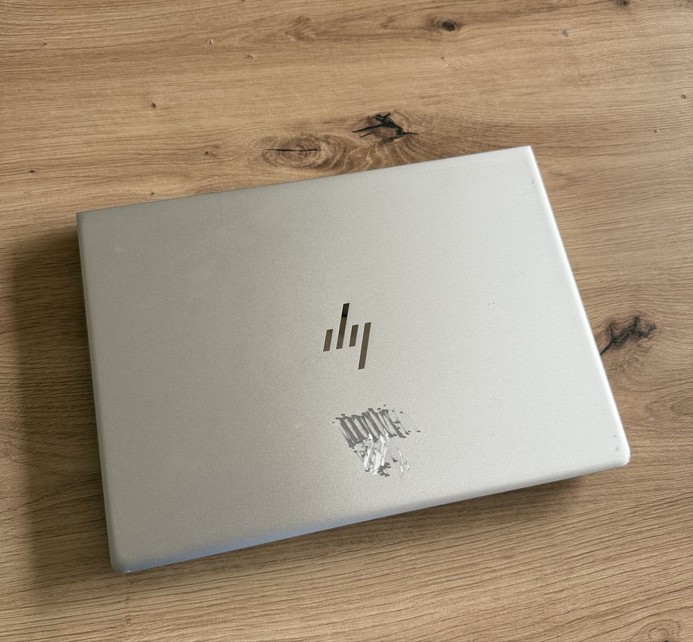Laptop HP EliteBook 735 G6 Ryzen 3 3300U 8/256GB SSD Win 10/11