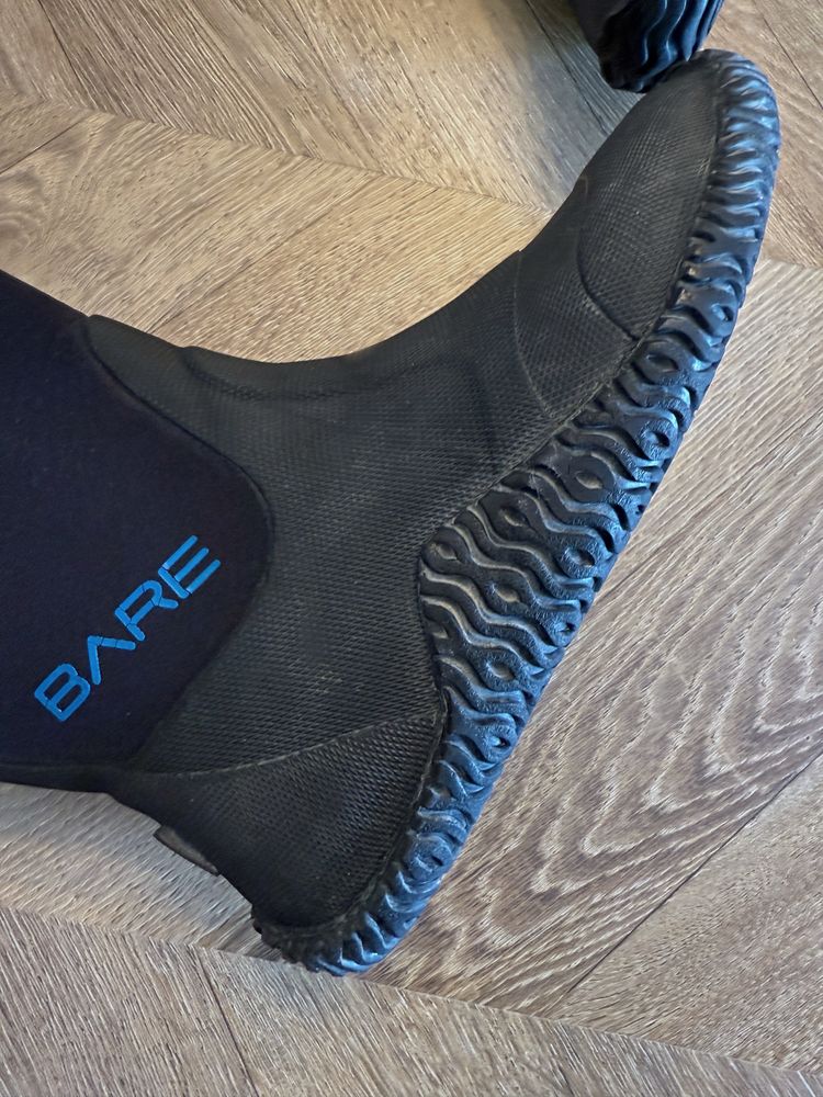 Suchy skafander BARE X-Mission Evolution Tech Dry XXLs
